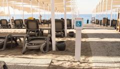 Liguria, presentate le guide 2025 dedicate al turismo per persone con disabilità motoria.