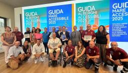 Liguria, presentate le guide 2025 dedicate al turismo per persone con disabilità motoria.