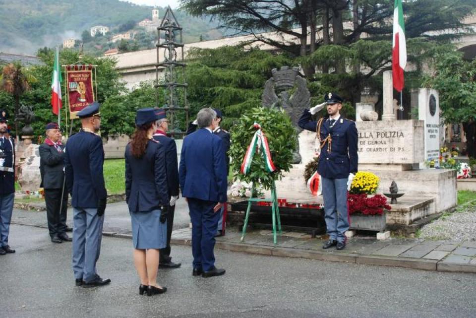 La memoria e il culto dei nostri caduti e defunti è un dovere per la Polizia di Stato