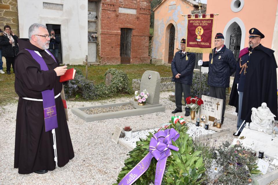 Cerimonia commemorativa al cimitero di Vernazzano in ricordo di Emanuele Petri