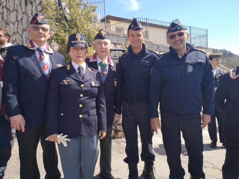 Ventimiglia località Grimaldi Inferiore intitolazione piazzetta alla Grd. di PS Sebastiano Carpineta