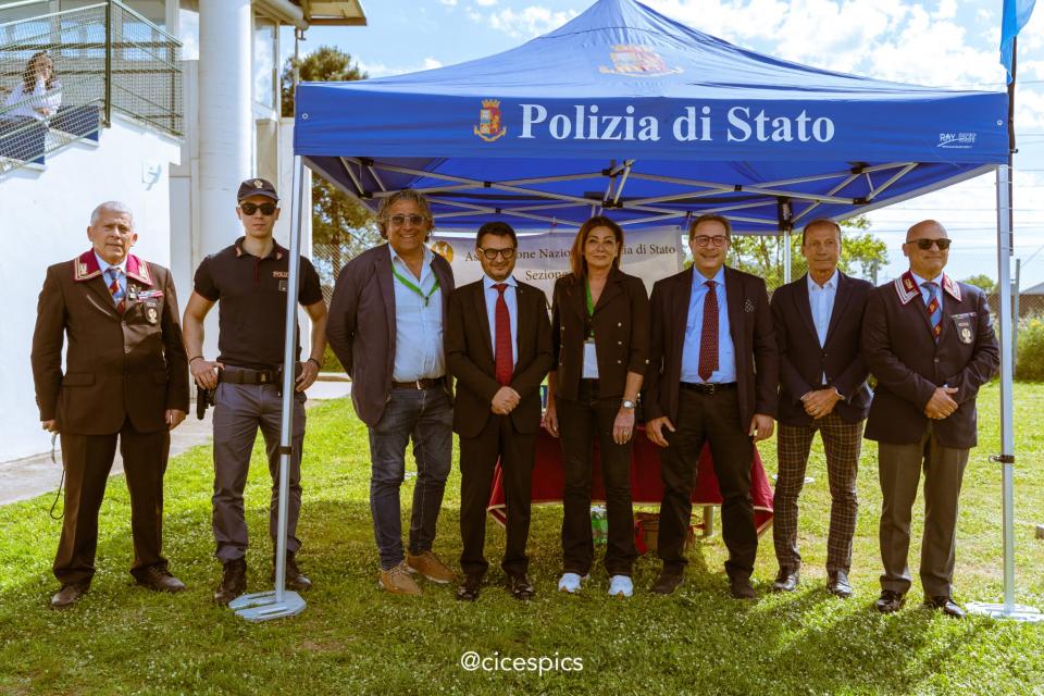 Gara di atletica leggera, con la partecipazione delle delegazioni Polizia di Stato e ANPS.