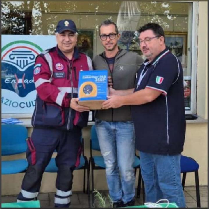 Donazione Defibrillatore Automatico - 2° DAE al Gruppo OdV di Trieste