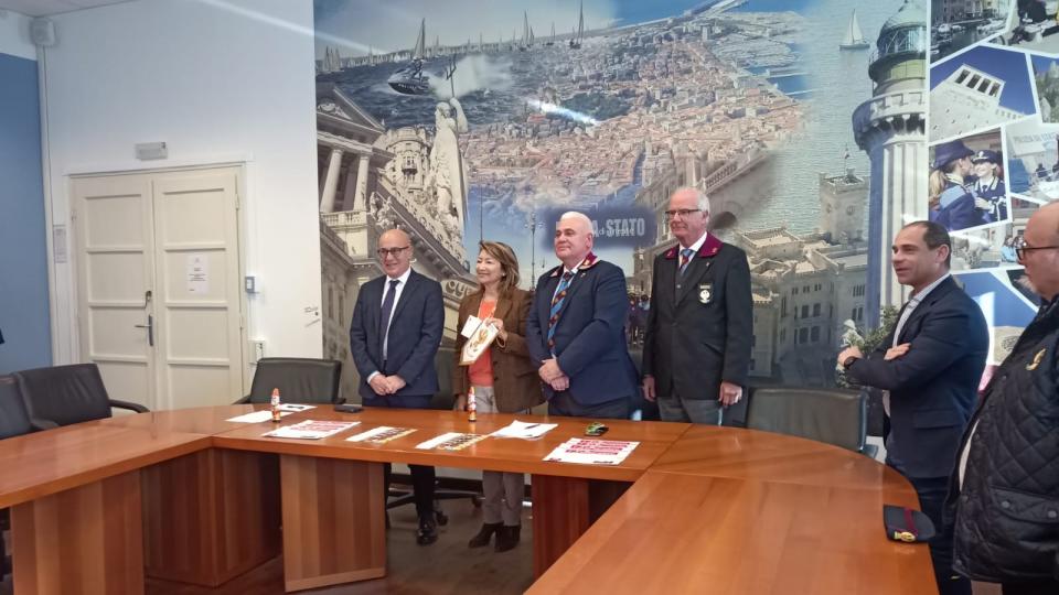 Donazione della sezione ANPS di Trieste all'Associazione ABC