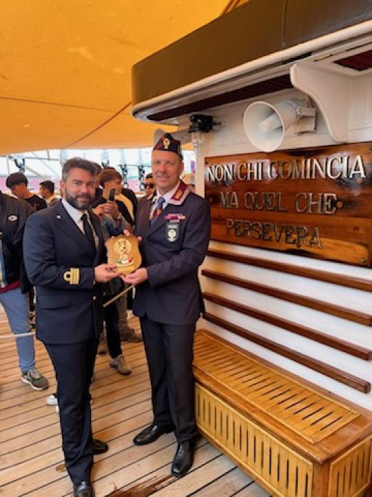 Soci in visita alla Nave Scuola Amerigo Vespucci a Napoli